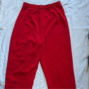 RED DRESS PANTS. SIZE 8.